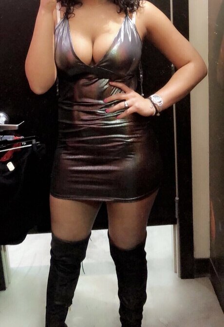 Nacktes geleaktes OnlyFans-Foto von Vanessa Beth