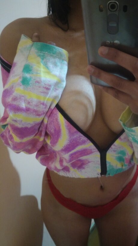 Nacktes geleaktes OnlyFans-Foto von Lola