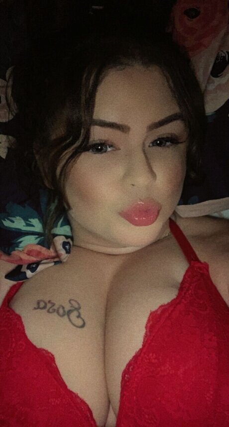 Nacktes geleaktes OnlyFans-Foto von Katie