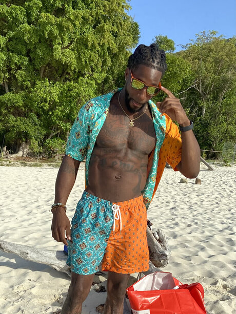 Nacktes geleaktes OnlyFans-Foto von Melanated King