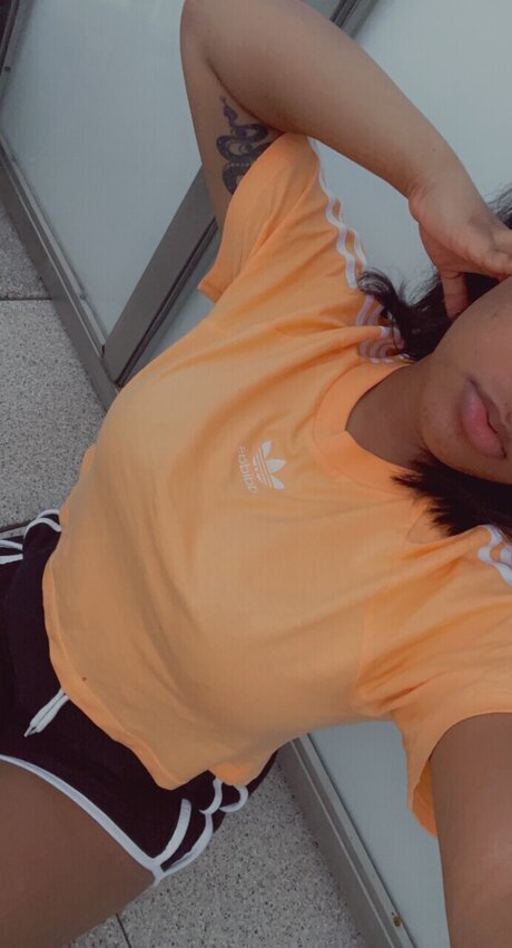 Nacktes geleaktes OnlyFans-Foto von Nhaya Holland