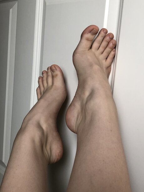 Nacktes geleaktes OnlyFans-Foto von Dreamydancerfeet