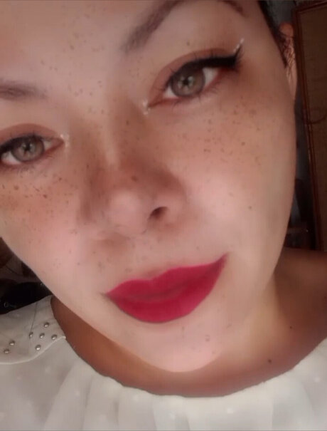 Nacktes geleaktes OnlyFans-Foto von Izavilla