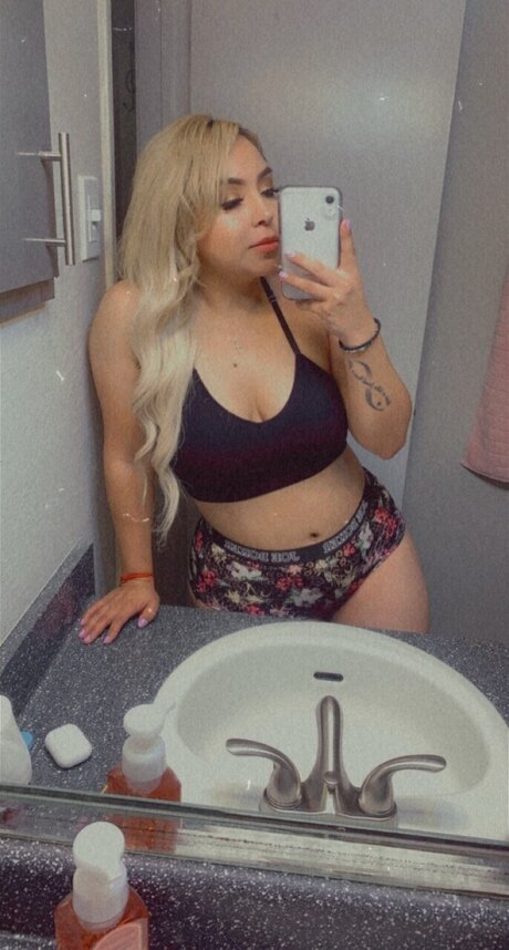Nacktes geleaktes OnlyFans-Foto von Evelyn Rios