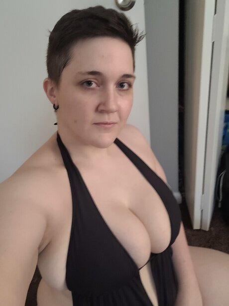 Nacktes geleaktes OnlyFans-Foto von Scarlet Rose