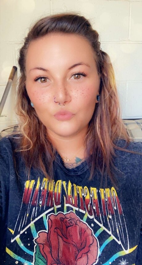 Nacktes geleaktes OnlyFans-Foto von Kayla Renee