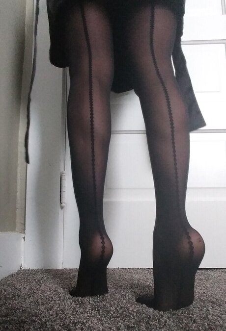 Nacktes geleaktes OnlyFans-Foto von Sofa Arerreh