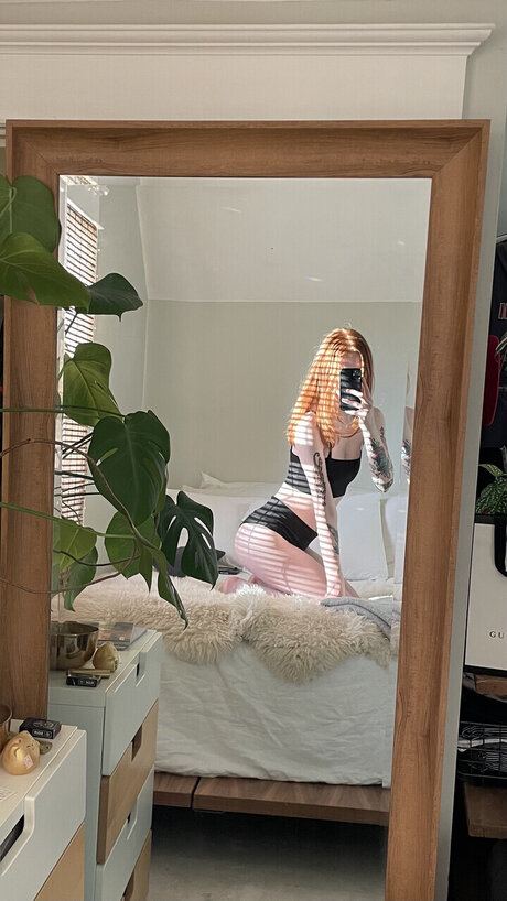 Nacktes geleaktes OnlyFans-Foto von Corpse Witch