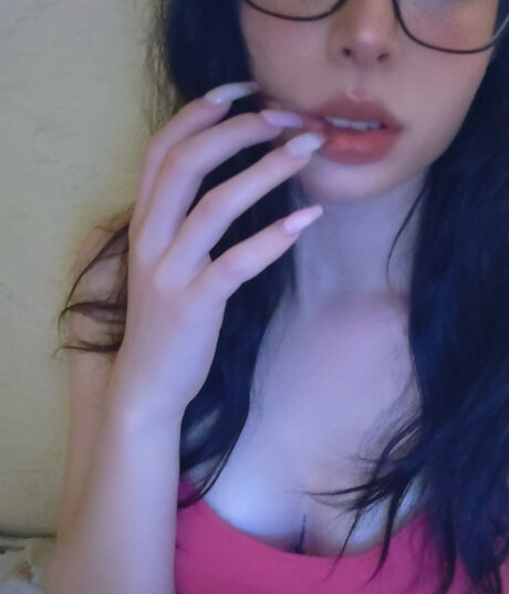 Nacktes geleaktes OnlyFans-Foto von Savannha