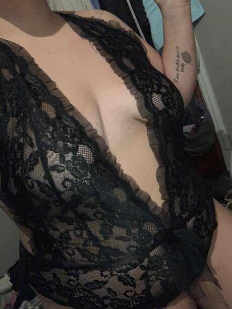 Nacktes geleaktes OnlyFans-Foto von Alaina