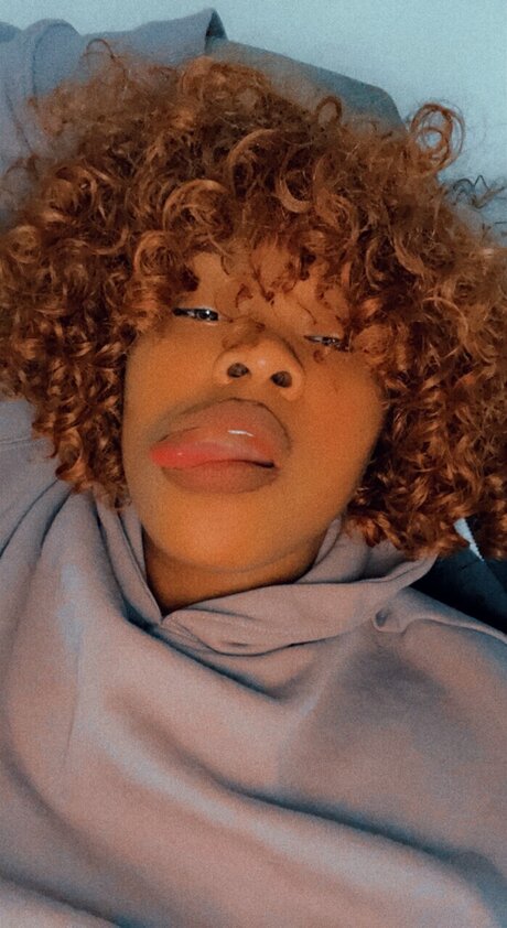 Nacktes geleaktes OnlyFans-Foto von Butta