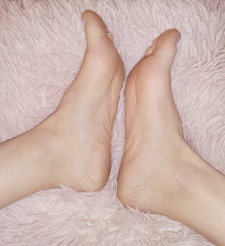 Nacktes geleaktes OnlyFans-Foto von Feetappetit