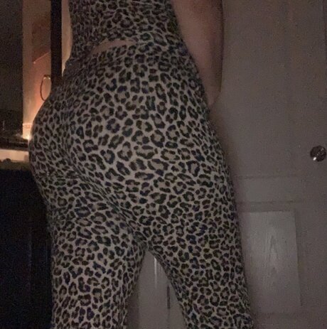 Nacktes geleaktes OnlyFans-Foto von 2hotforyou
