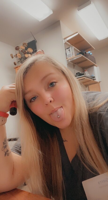 Nacktes geleaktes OnlyFans-Foto von Sierra Brandenburg