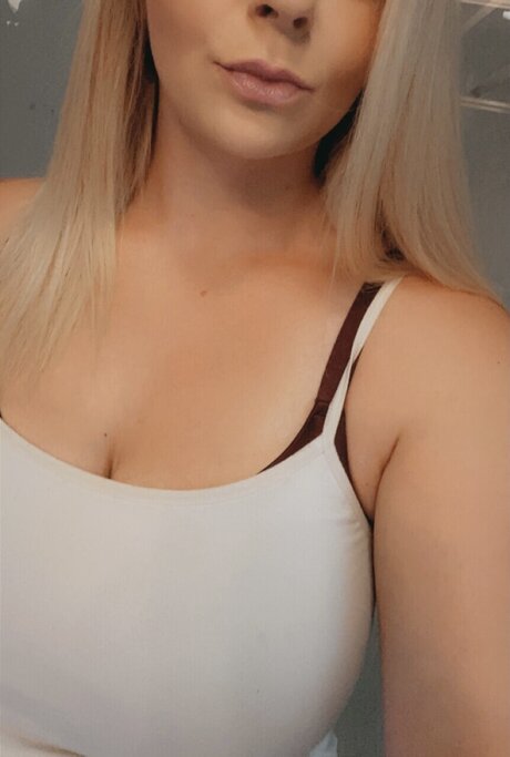Nacktes geleaktes OnlyFans-Foto von Northernbeaut