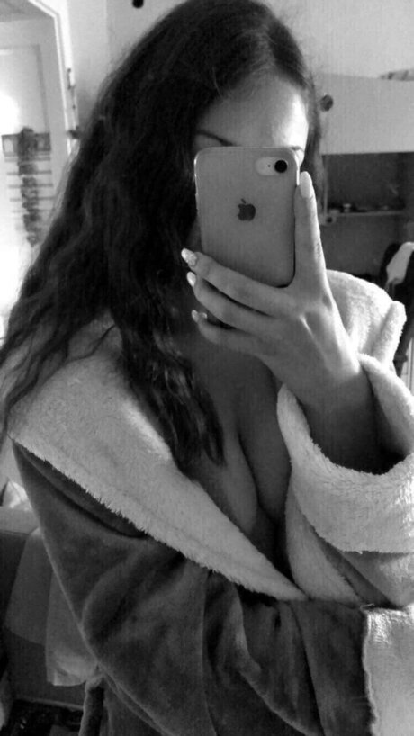 Nacktes geleaktes OnlyFans-Foto von Luna Olivia