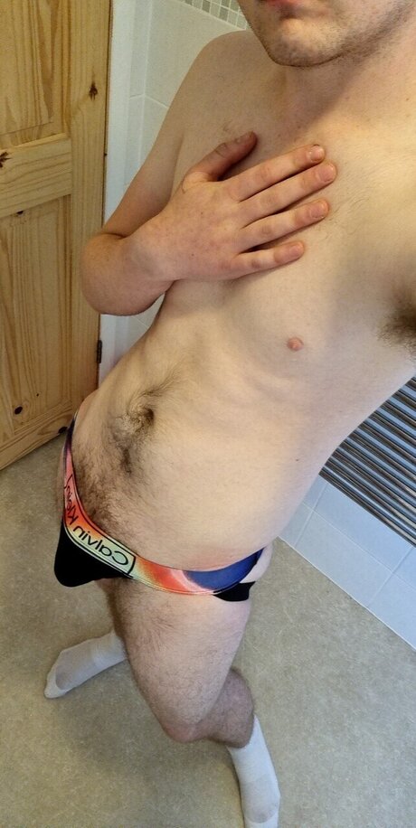 Nacktes geleaktes OnlyFans-Foto von Twink James