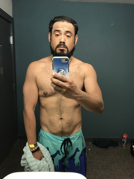 Nacktes geleaktes OnlyFans-Foto von Mexicanwolverine