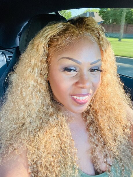Nacktes geleaktes OnlyFans-Foto von Evette Douglas