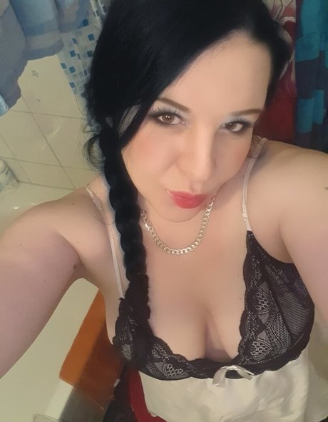 Nacktes geleaktes OnlyFans-Foto von Milf Showsf