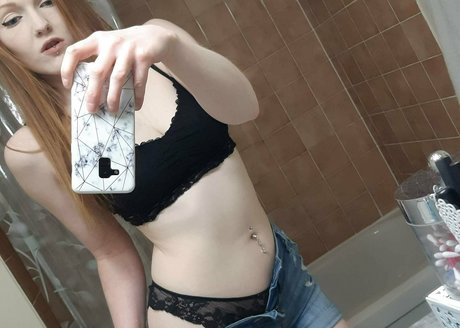 Nacktes geleaktes OnlyFans-Foto von Foxdollfree