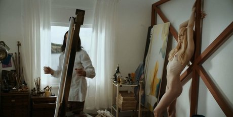Nacktes geleaktes OnlyFans-Foto von Andreja Pejic