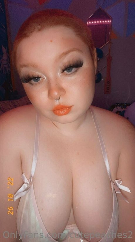 Cutepeaches2