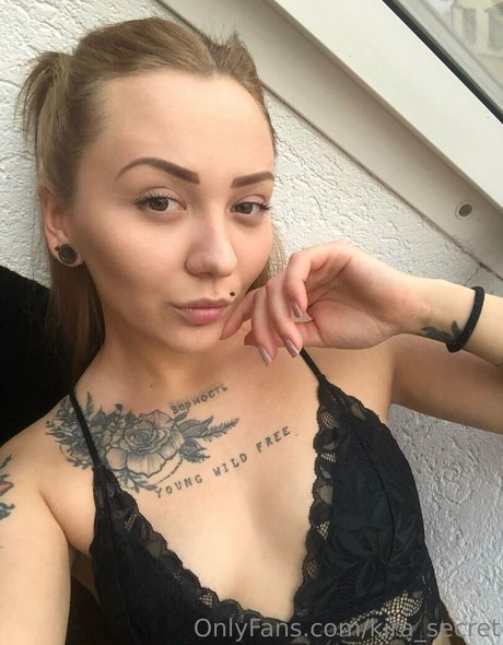 Nacktes geleaktes OnlyFans-Foto von Kirasecret