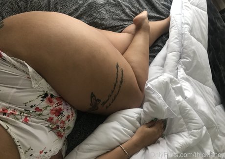 Nacktes geleaktes OnlyFans-Foto von Thickfancy