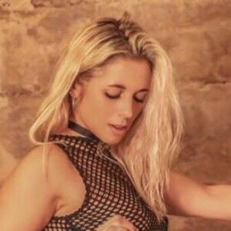 Nacktes geleaktes OnlyFans-Foto von Sarah Burdy