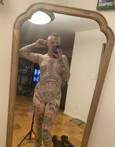 Nacktes geleaktes OnlyFans-Foto von Quadawful