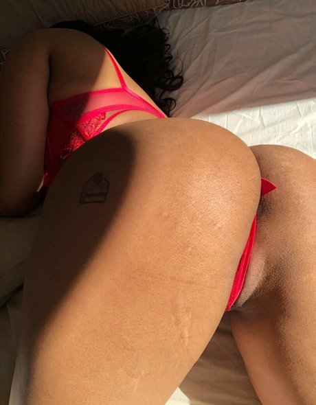 Nacktes geleaktes OnlyFans-Foto von Aazula