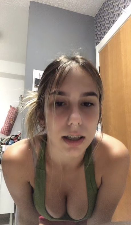 Nacktes geleaktes OnlyFans-Foto von Dwenny Westphal
