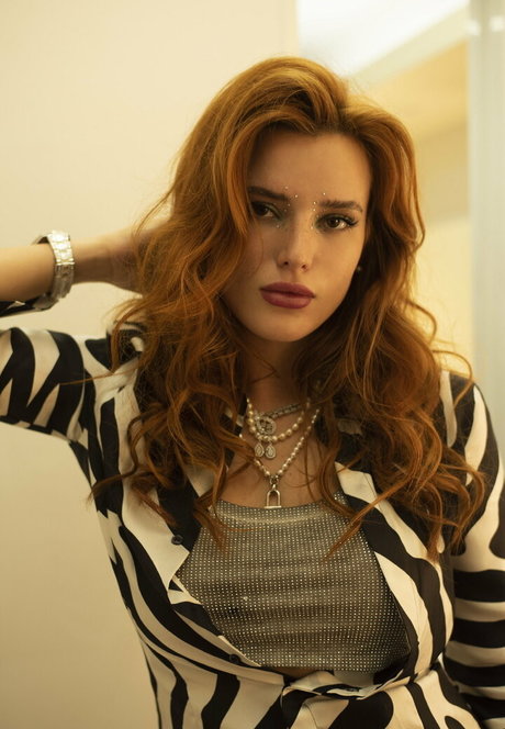 Nacktes geleaktes OnlyFans-Foto von Bella Thorne