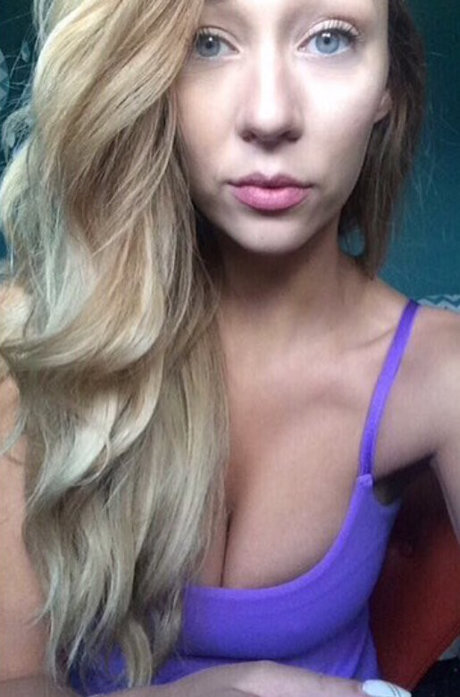 Nacktes geleaktes OnlyFans-Foto von Kelsey Baile