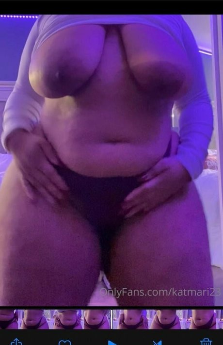 Nacktes geleaktes OnlyFans-Foto von Kathrynn Marie