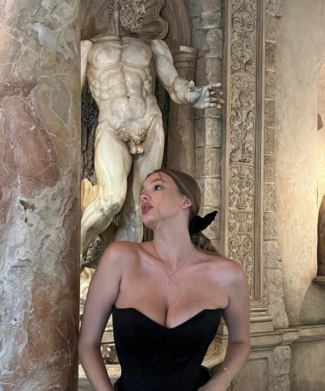 Nacktes geleaktes OnlyFans-Foto von Darina Z