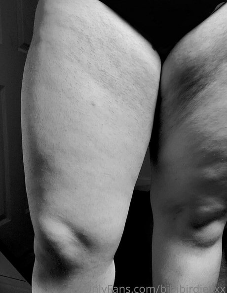 Nacktes geleaktes OnlyFans-Foto von Bibibirdiexx