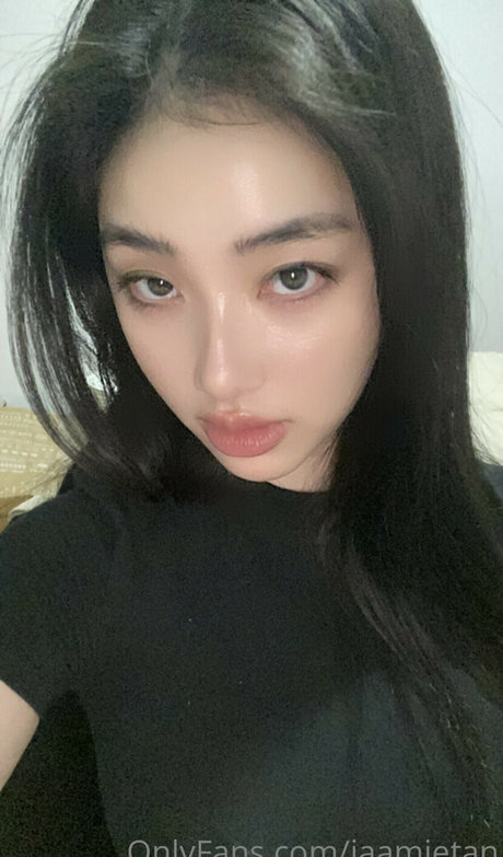 Nacktes geleaktes OnlyFans-Foto von Jaamietan