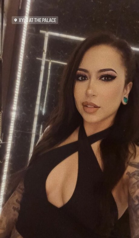 Meghanelle