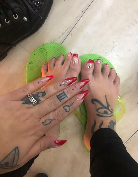 Nacktes geleaktes OnlyFans-Foto von Latinamarina