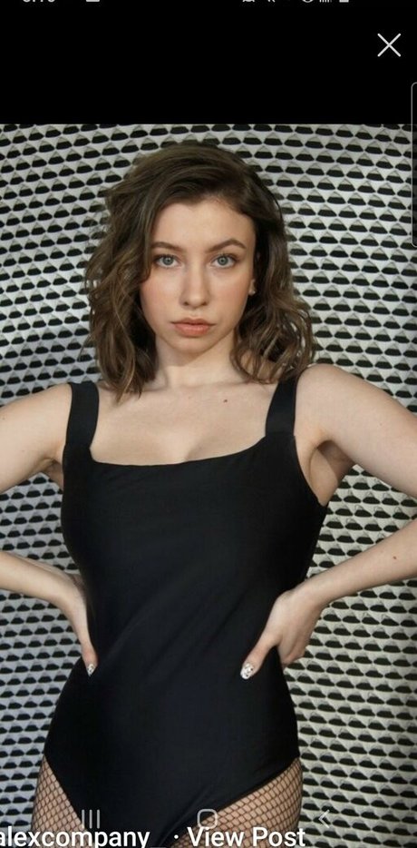 Nacktes geleaktes OnlyFans-Foto von Katelyn Nacon