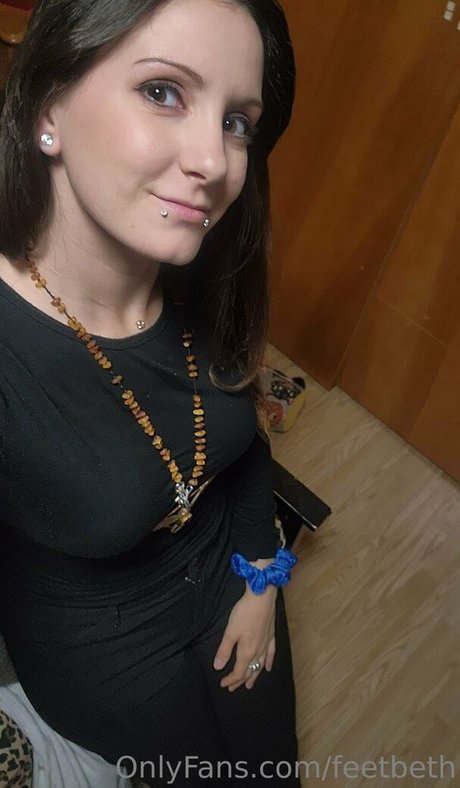 Nacktes geleaktes OnlyFans-Foto von Feetbeth