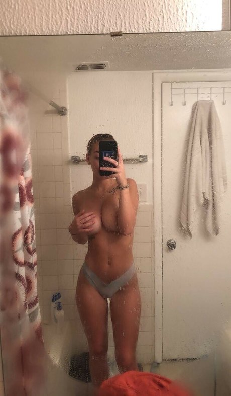 Nacktes geleaktes OnlyFans-Foto von Rylee Thomas