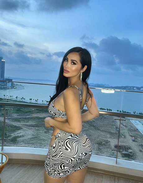 Angie Vuha