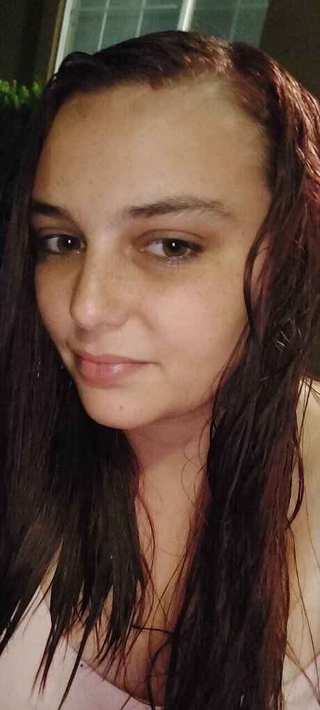 Nacktes geleaktes OnlyFans-Foto von Kathy
