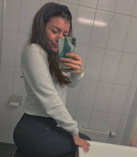 Nacktes geleaktes OnlyFans-Foto von Nathalievieira