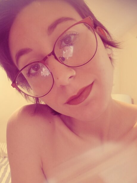 Nacktes geleaktes OnlyFans-Foto von Hailey Noelle