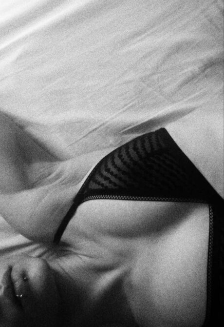 Nacktes geleaktes OnlyFans-Foto von Luna