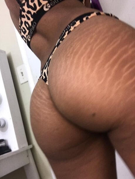 Nacktes geleaktes OnlyFans-Foto von Luna Barbie